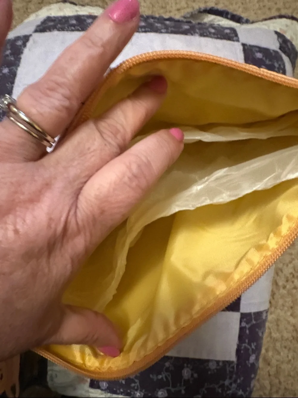Disney Winnie the Pooh Peach Zip Cosmetic Pouch with Tag